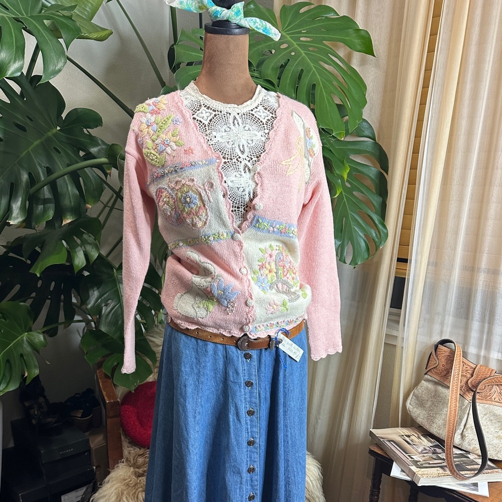 🌸 VINTAGE Jessica London Pink Embroidered Storybook Cardigan 🐰